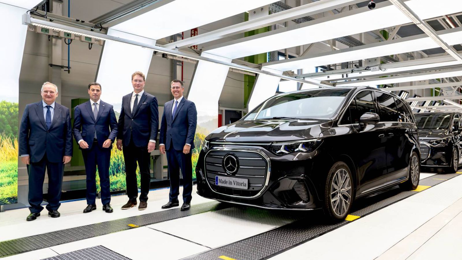 Ξεκίνησε η παραγωγή της νέας Mercedes VLE